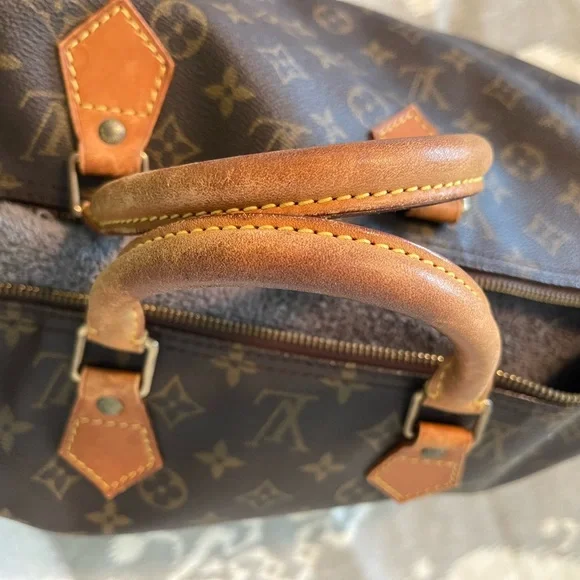 Louis Vuitton Speedy 40 - Picture 2 of 8
